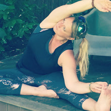 Load image into Gallery viewer, Woodland evening Retreats in Surrey